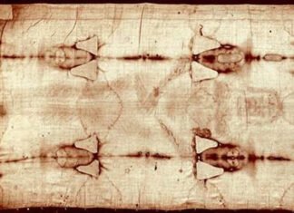 Professor italiano explica conservação do ‘Santo Sudário’