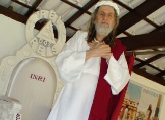 Entrevista de INRI CRISTO ao jornalista lusitano Hugo Cruz