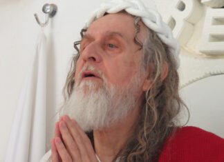 Entrevista de INRI CRISTO à revista SÁBADO Newsmagazine – Portugal