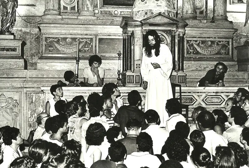 revolution-inri-cristo-11